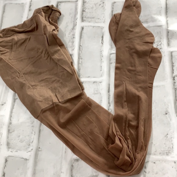 Givenchy Pantyhose - Picture 6 of 10